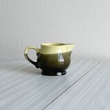 Two-tone milk jug