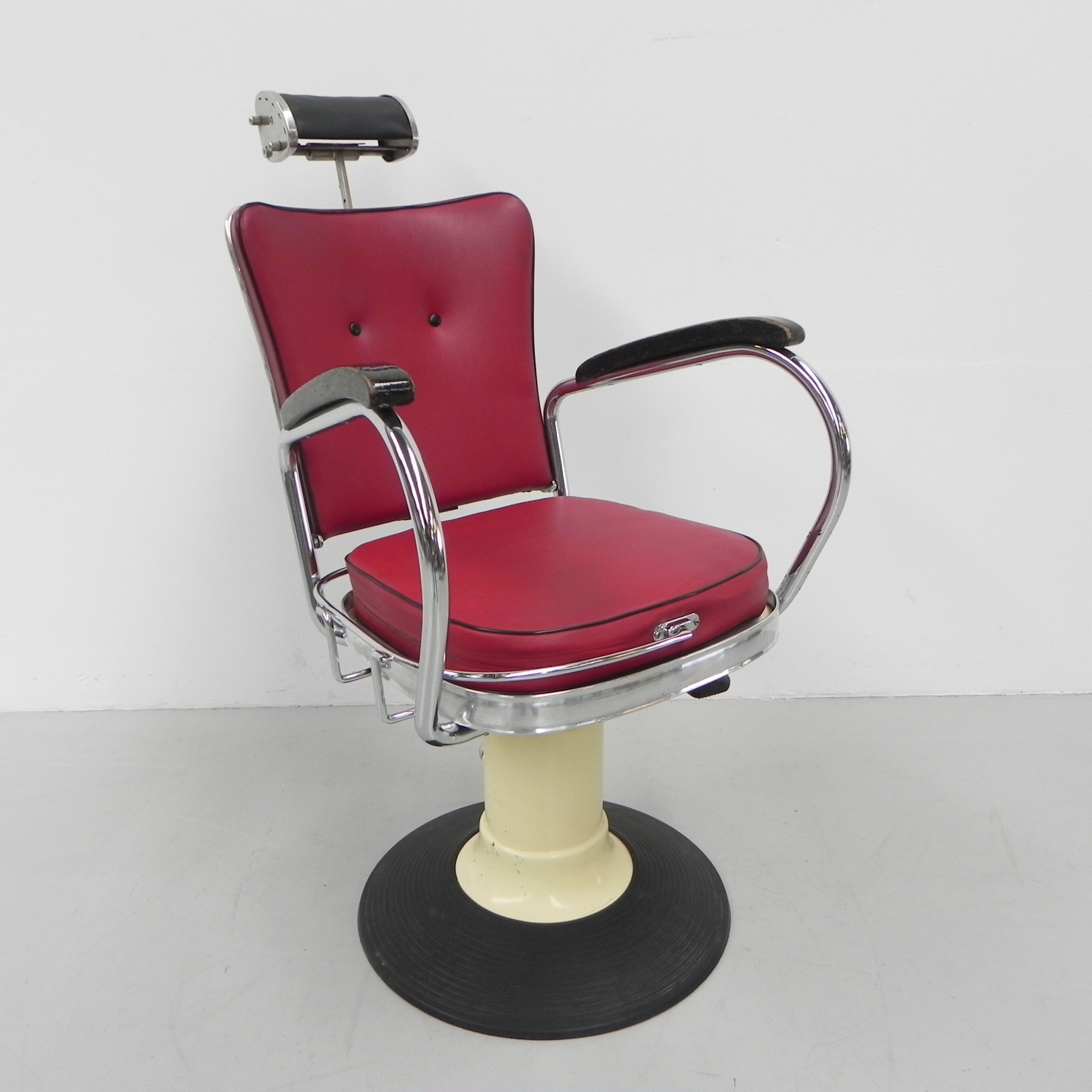 Vintage barber chair, barber chair Nubert