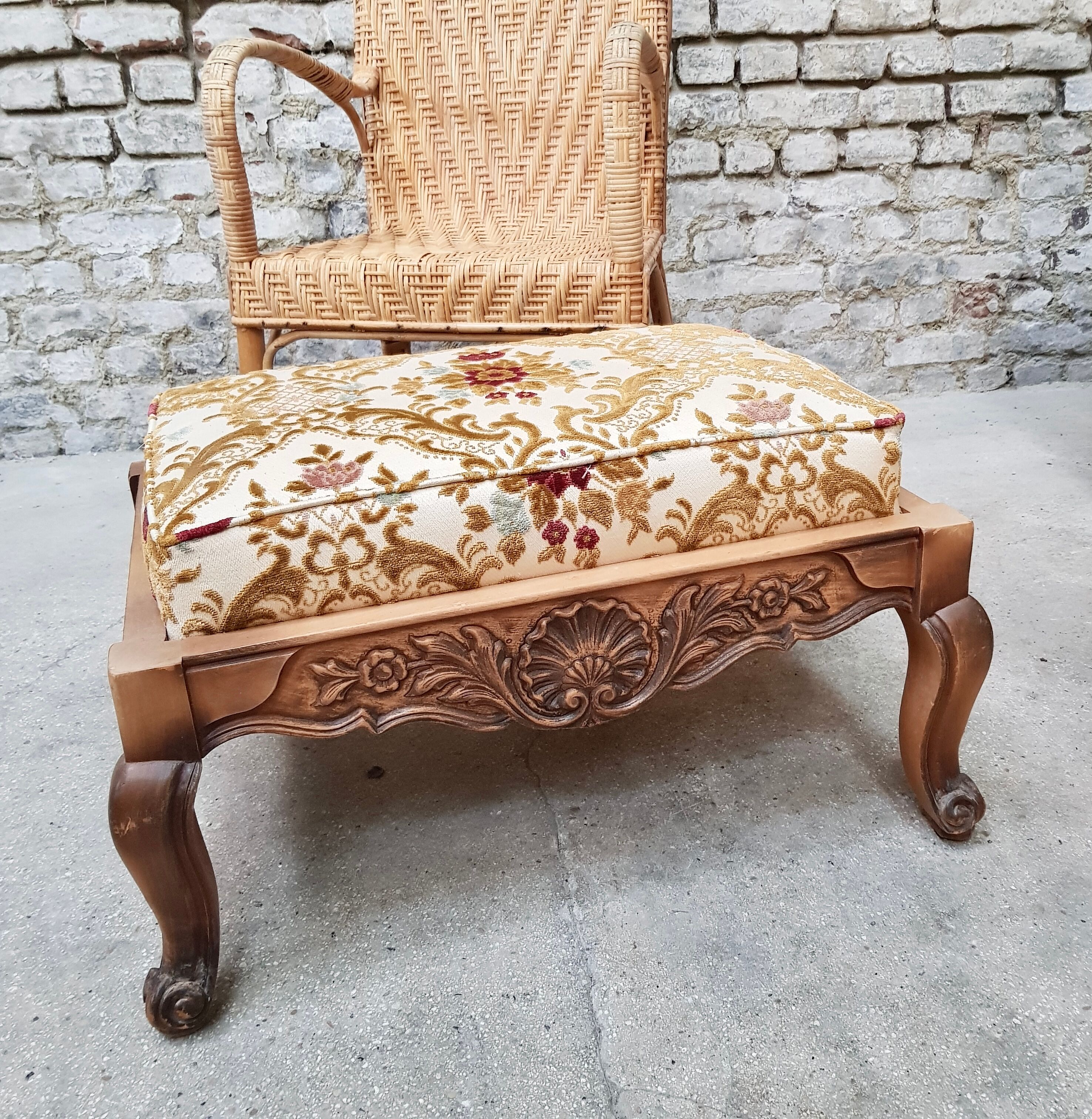 Pouf foot rest Louis XV style