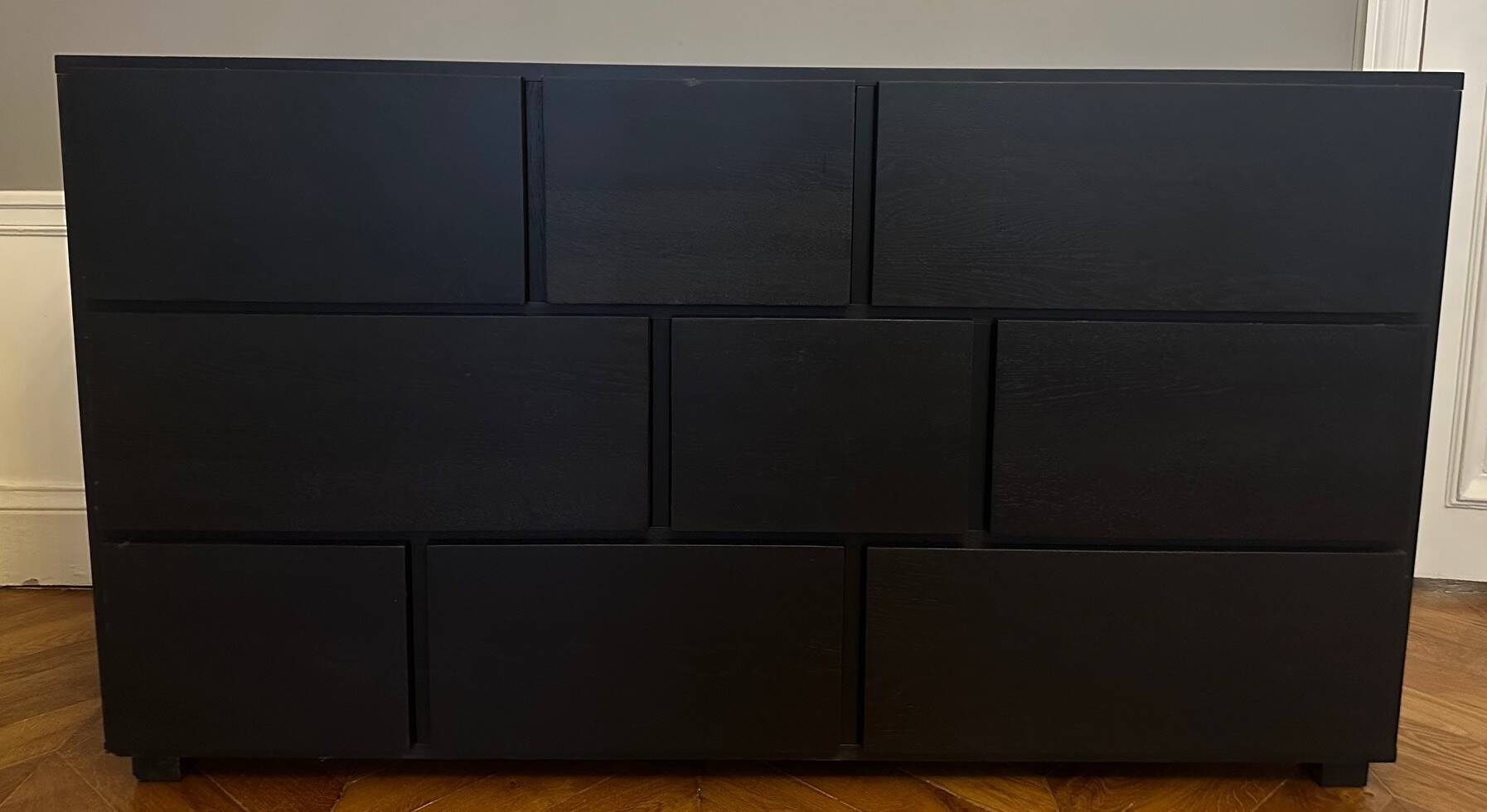 Black Hanita chest of drawers from Habitat in good condition - 9 drawers