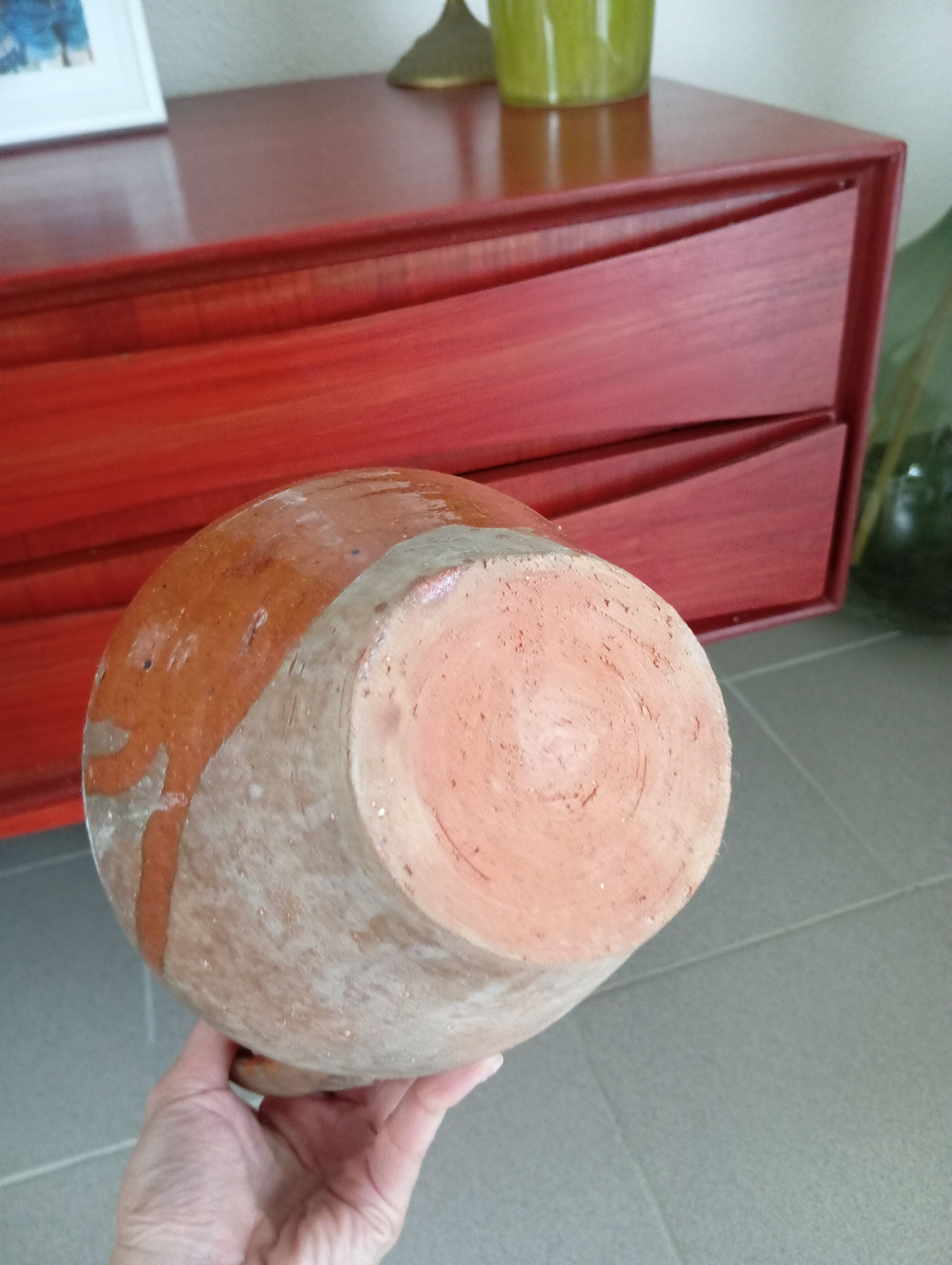 Grease pot