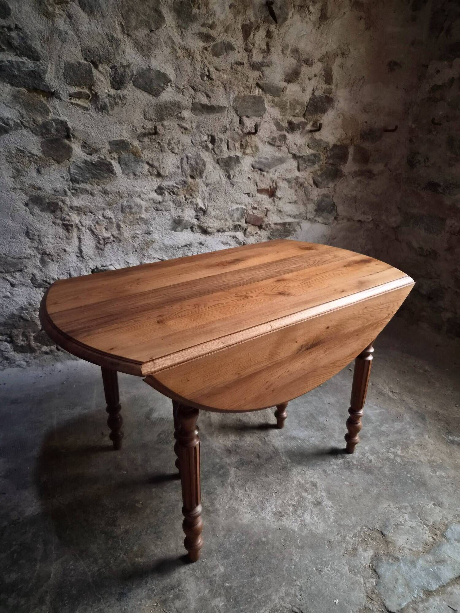 Table à manger extensible vintage en chêne / Table à abattants – 1950s–1970s, France