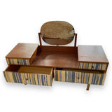 Dressing table in natural wood and fabrics