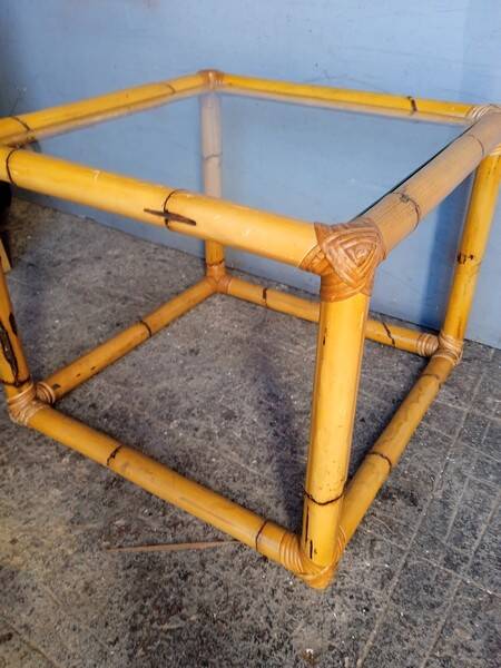 Square rattan end coffee table ep 1970