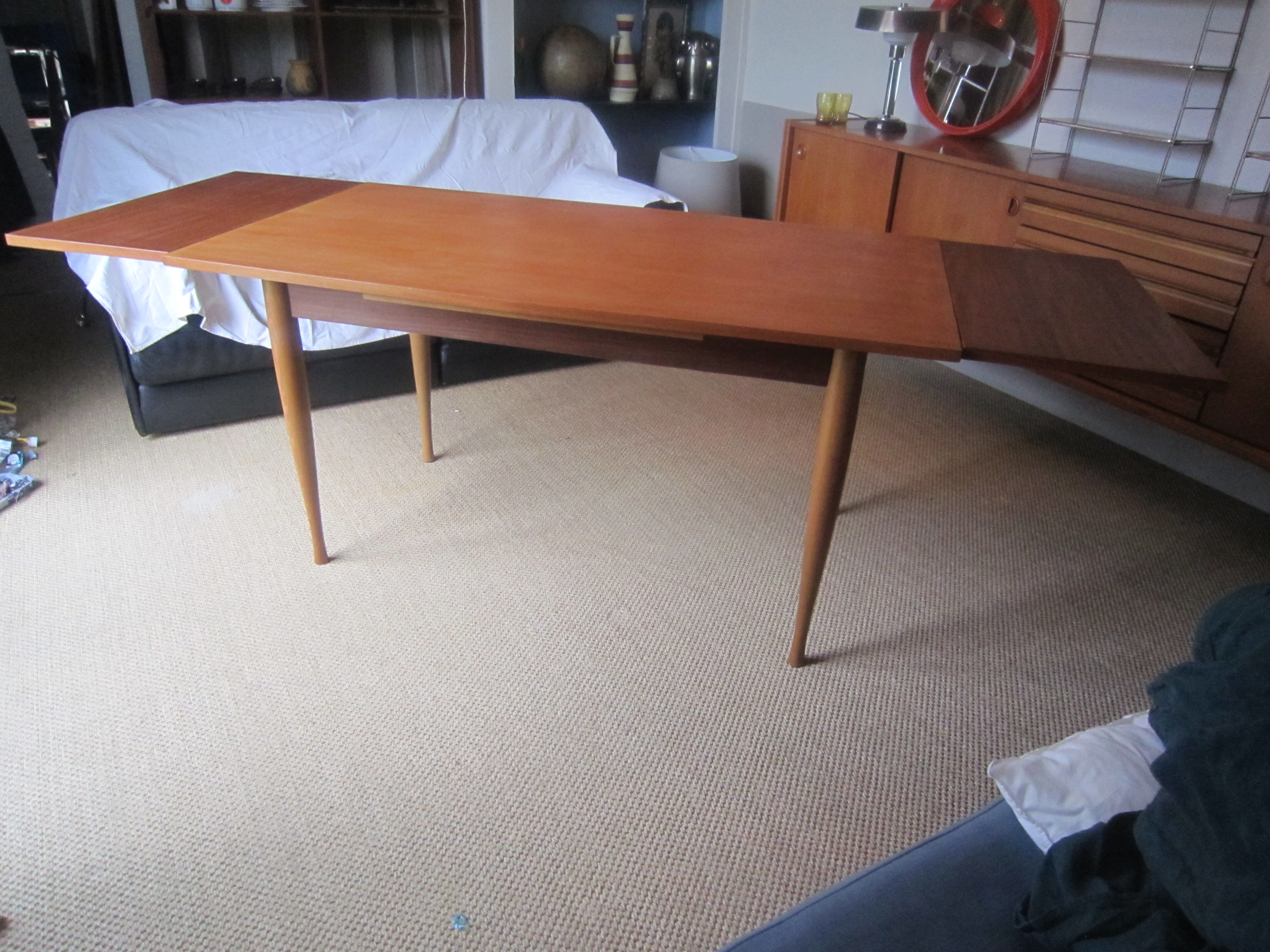 Table veneered teak 1965 with extensions