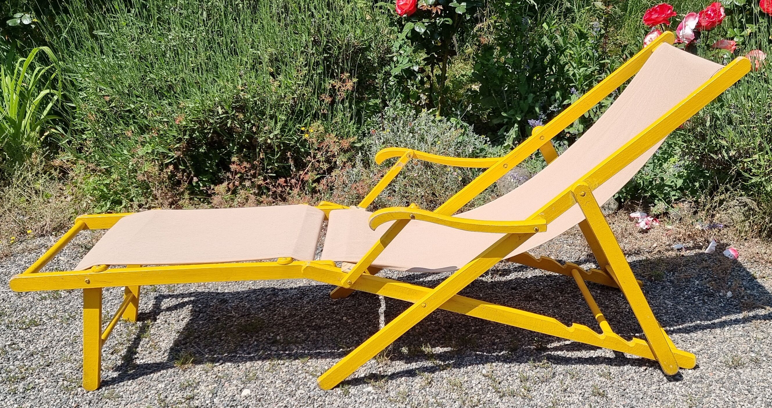 Chilean transat with footrest