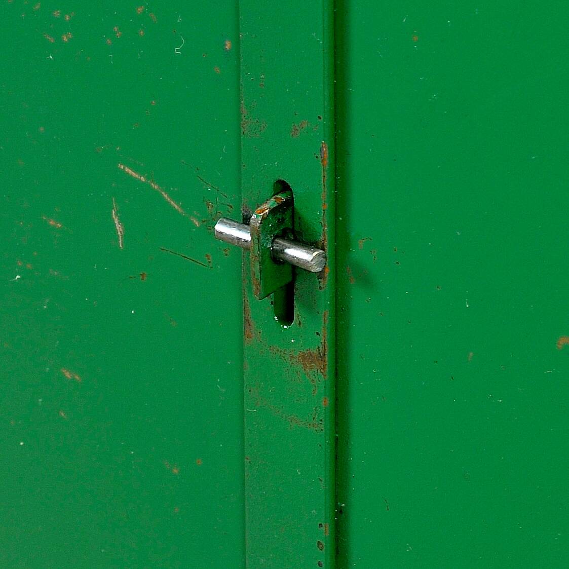 Armoire industrielle en fer forgé, années 1960