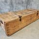 Coffre ancien table basse XIXe siècle 57x152 cm