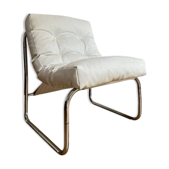 Fauteuil chauffeuse en simili blanc par christian koban pour dom édition