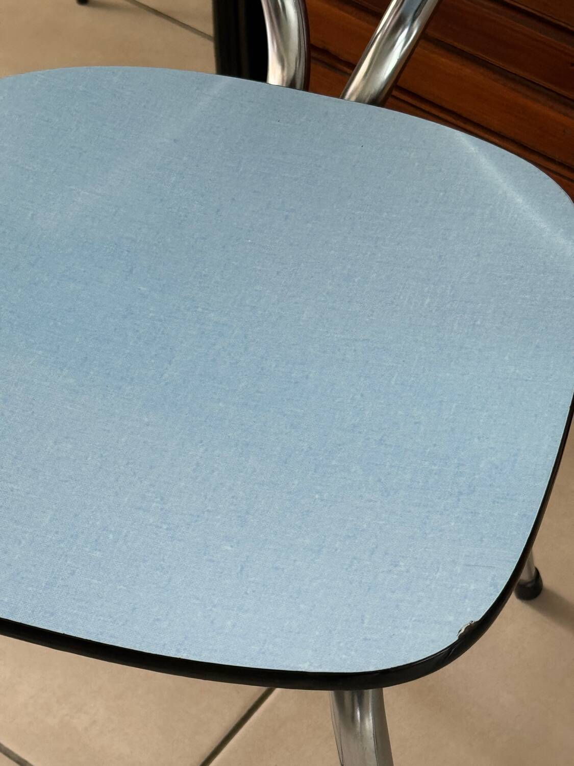 Set of 4 blue Formica chairs