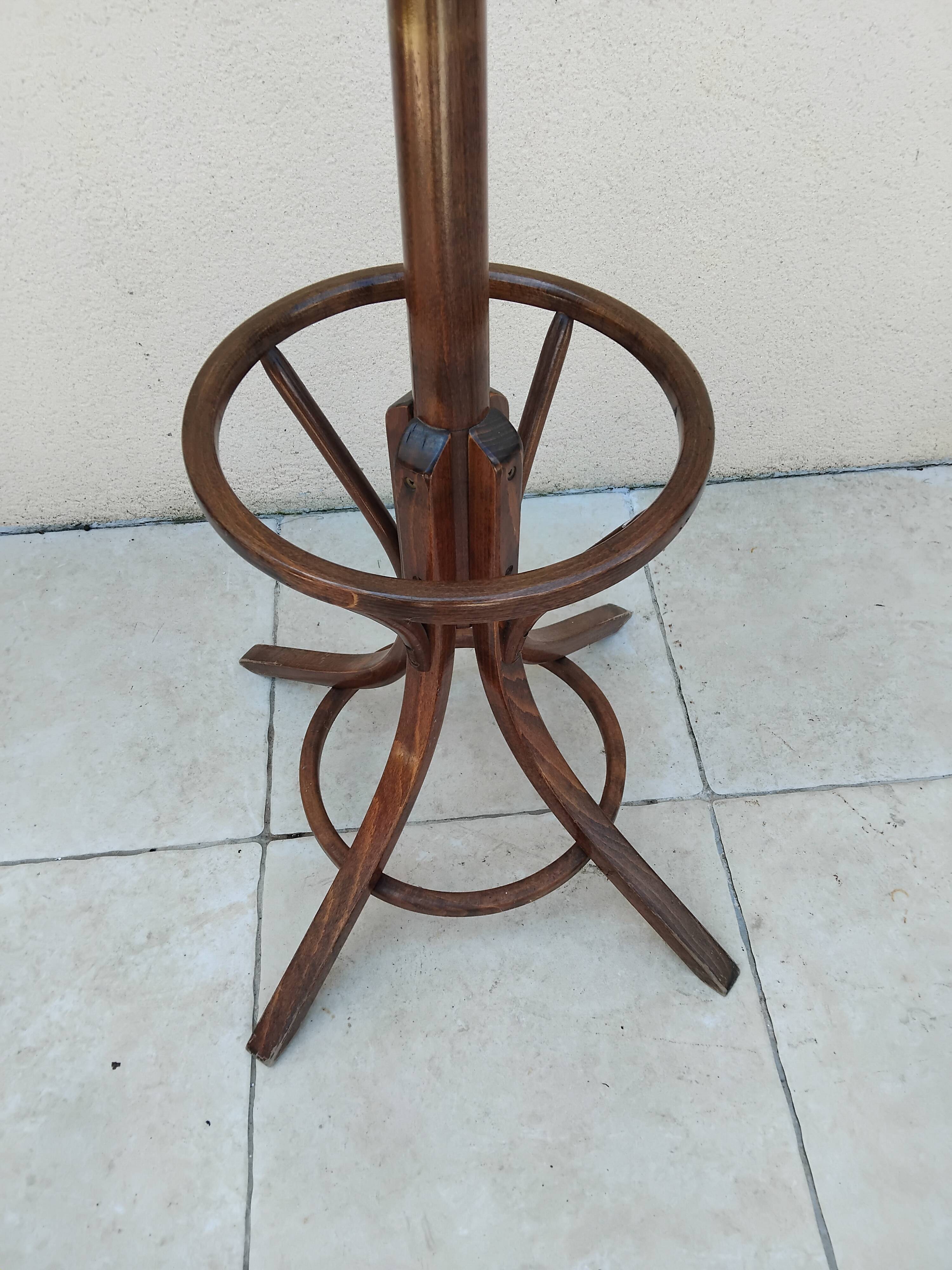 Vintage Baumann parrot coat rack