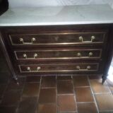 Commode style Louis XVI