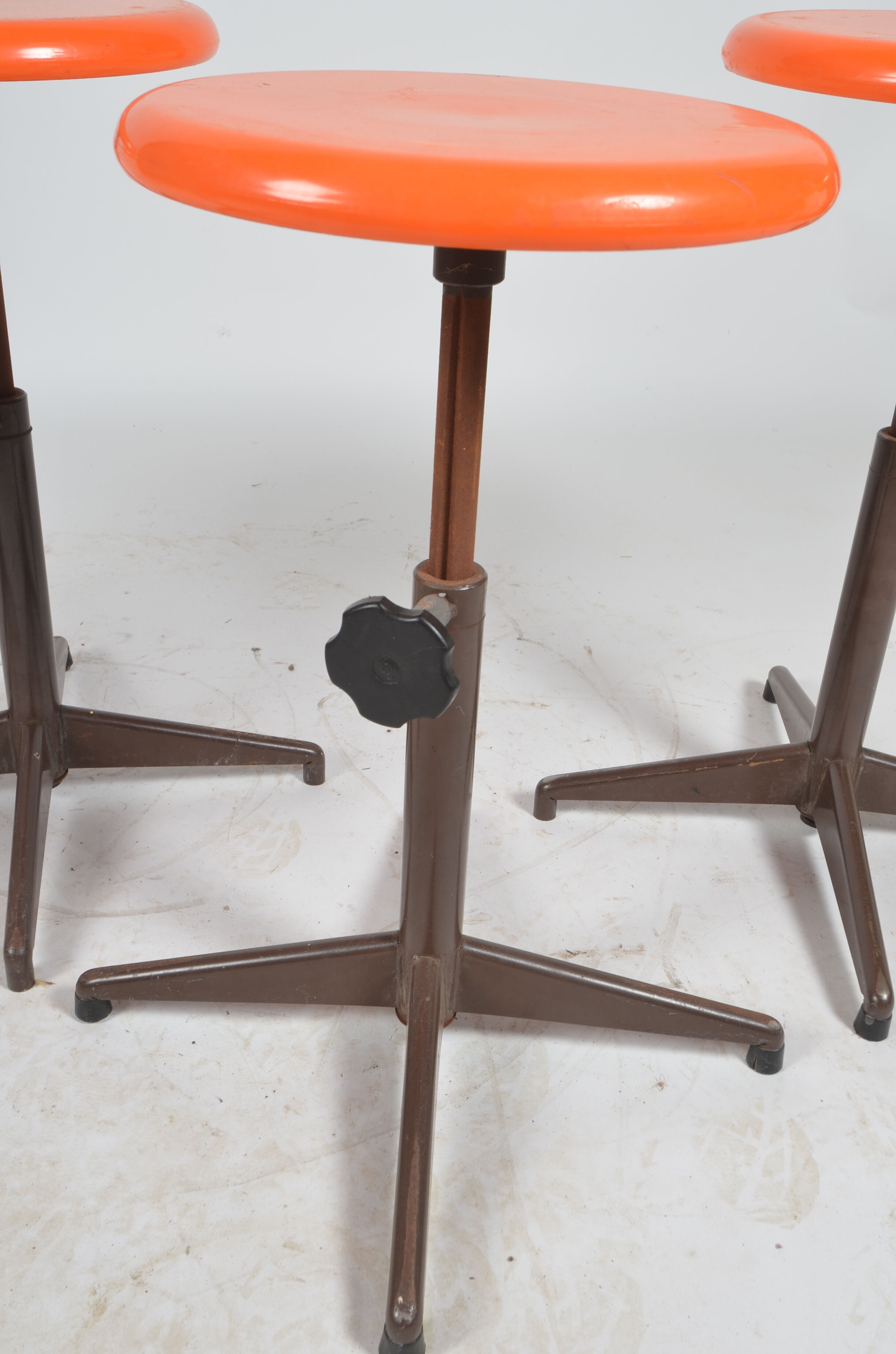 Set de 4 tabourets industriels Strafor