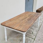 Rustic farmhouse bistro table in oak with Louis Philippe legs - 2m