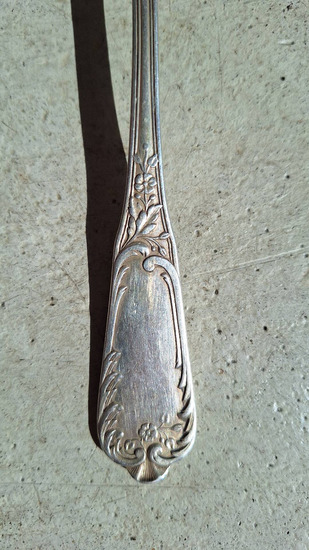 Fourchette de table en argent massif orfèvre Paul Devaux