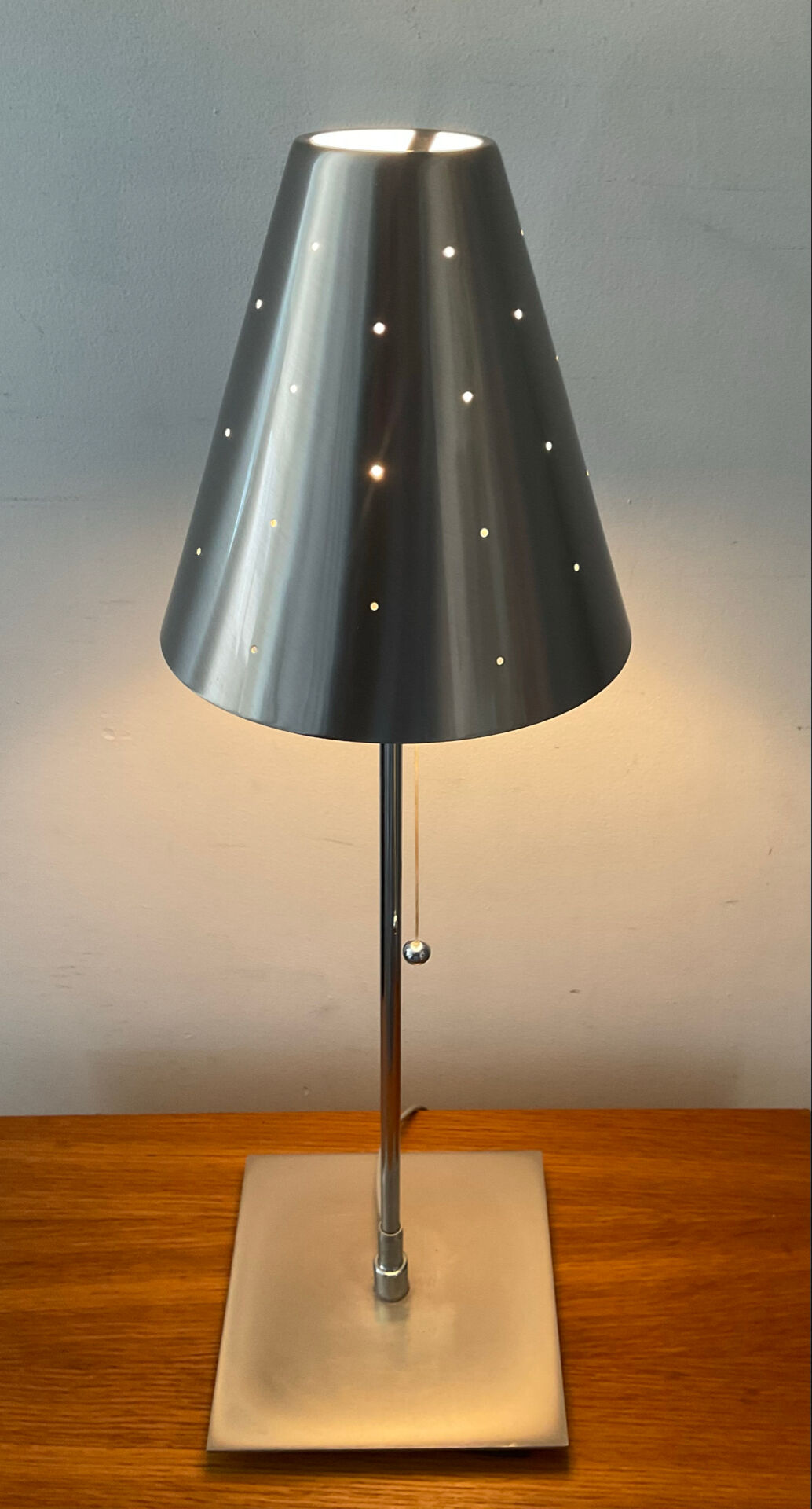 Brushed aluminium design lamp