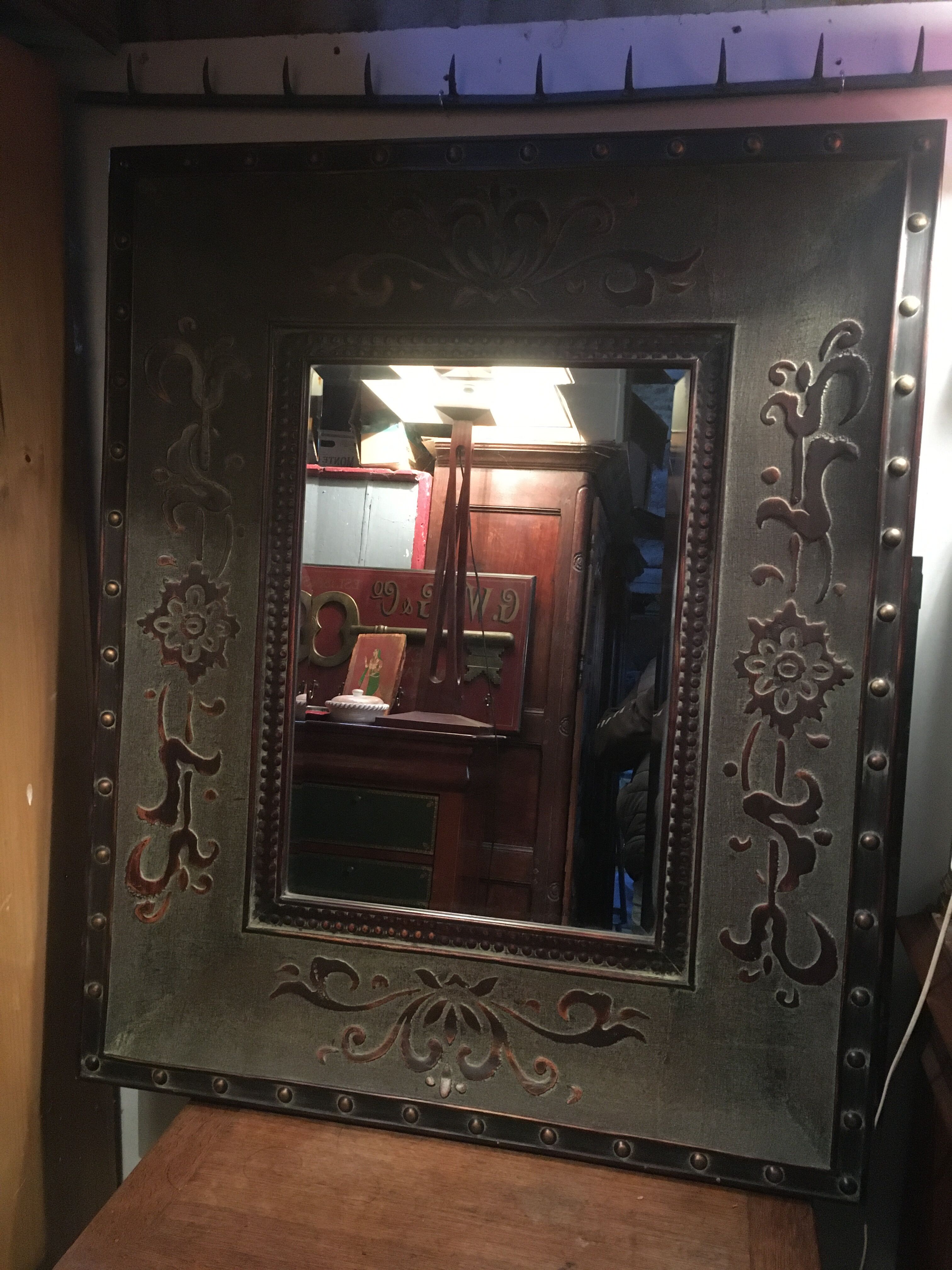 Beveled mirror in wood and resin, imitation wood/metal