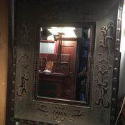 Miroir biseauté en bois et résine, imitation bois/métal