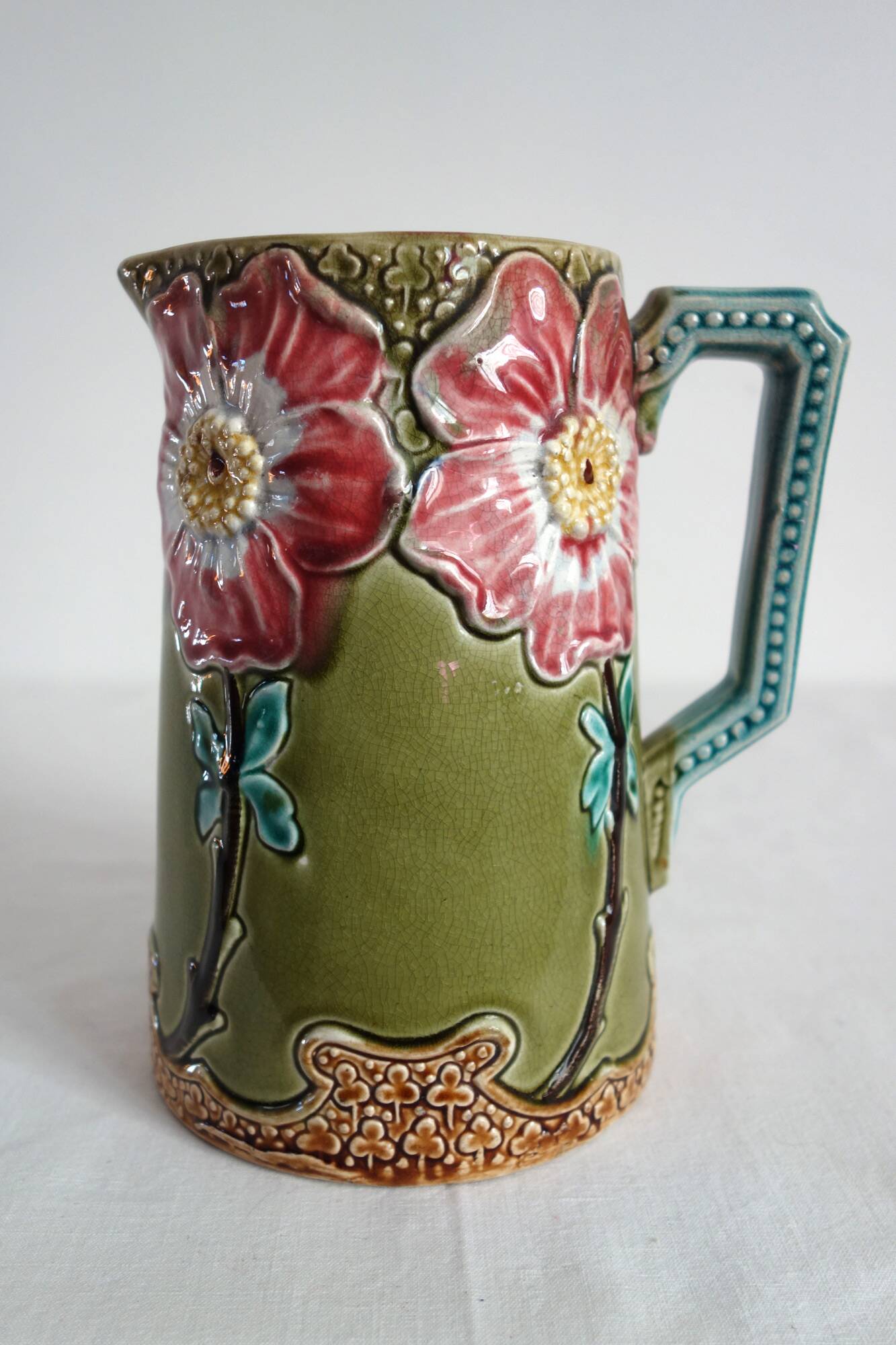 Art Nouveau slip pitcher Gustave de Bruyn 1900