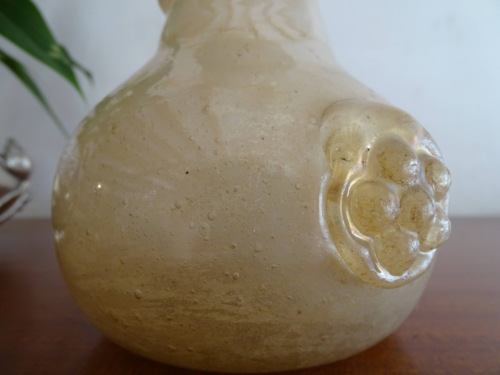 Vase with handle Scavo Seguso Vetri d'Arte iridescent glass Murano 1950