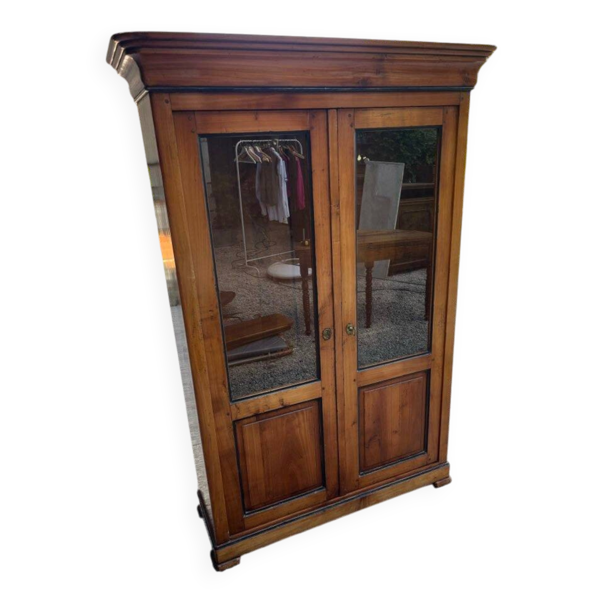 Vitrine en noyer