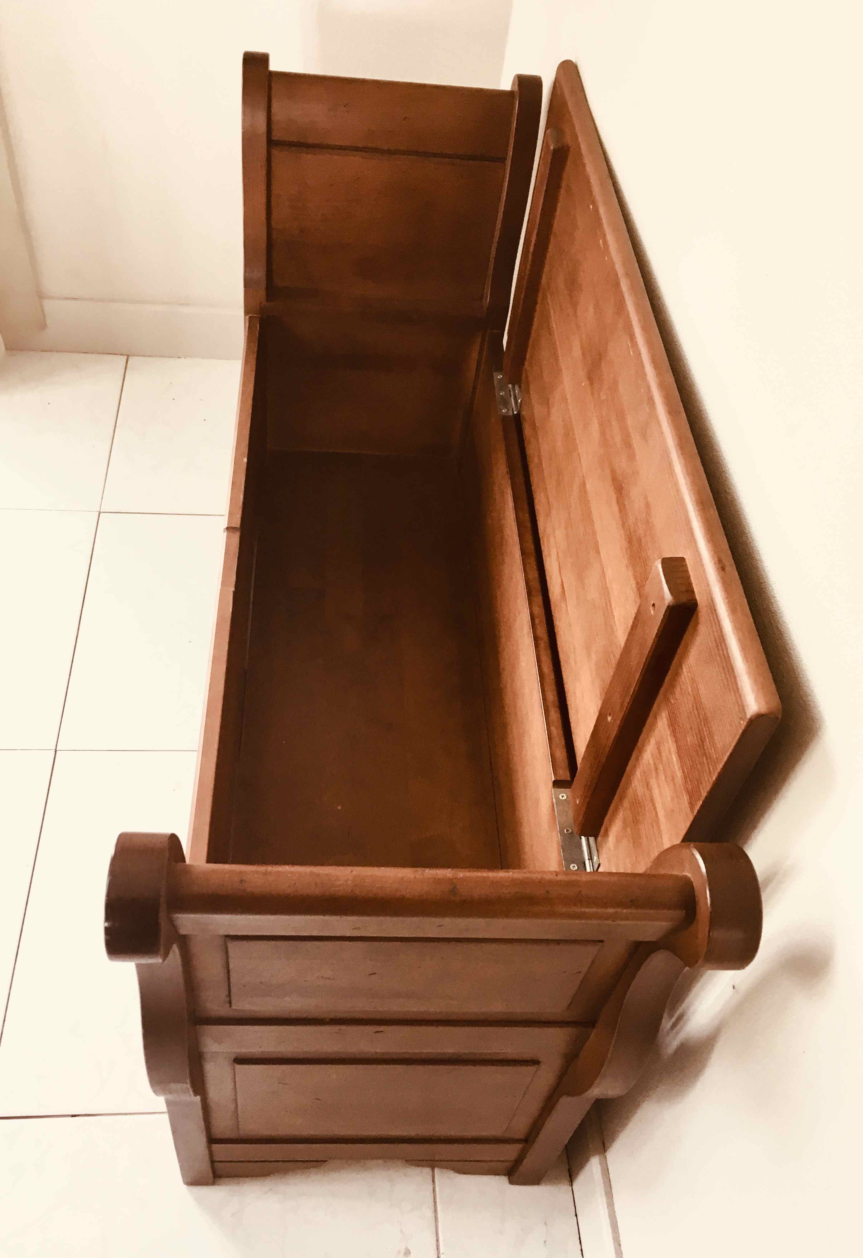Trunk bench 2 places, cherry wood
