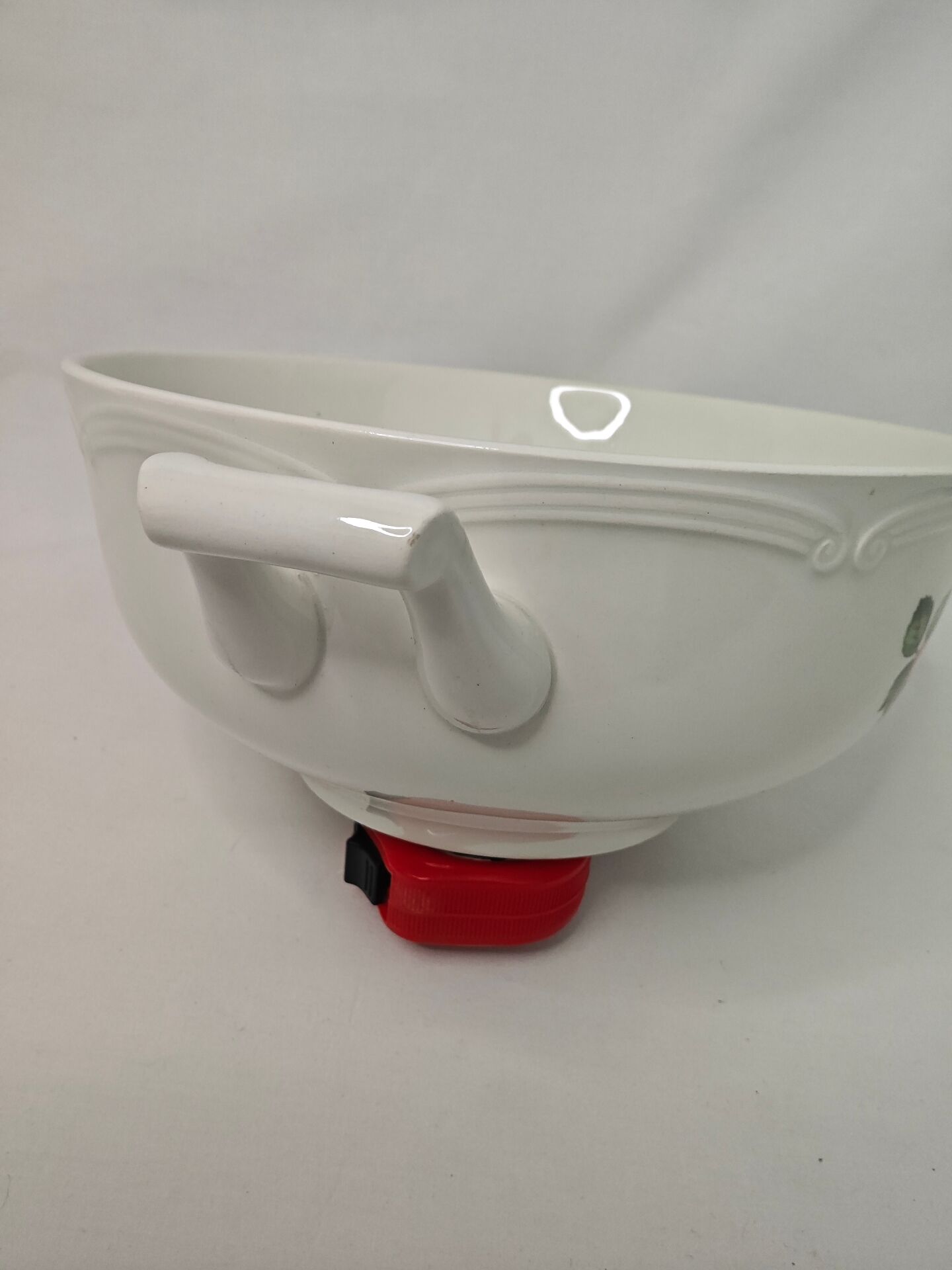 Saladier en porcelaine de Gien