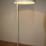 Vintage floor lamp in white lacquered metal, 1970