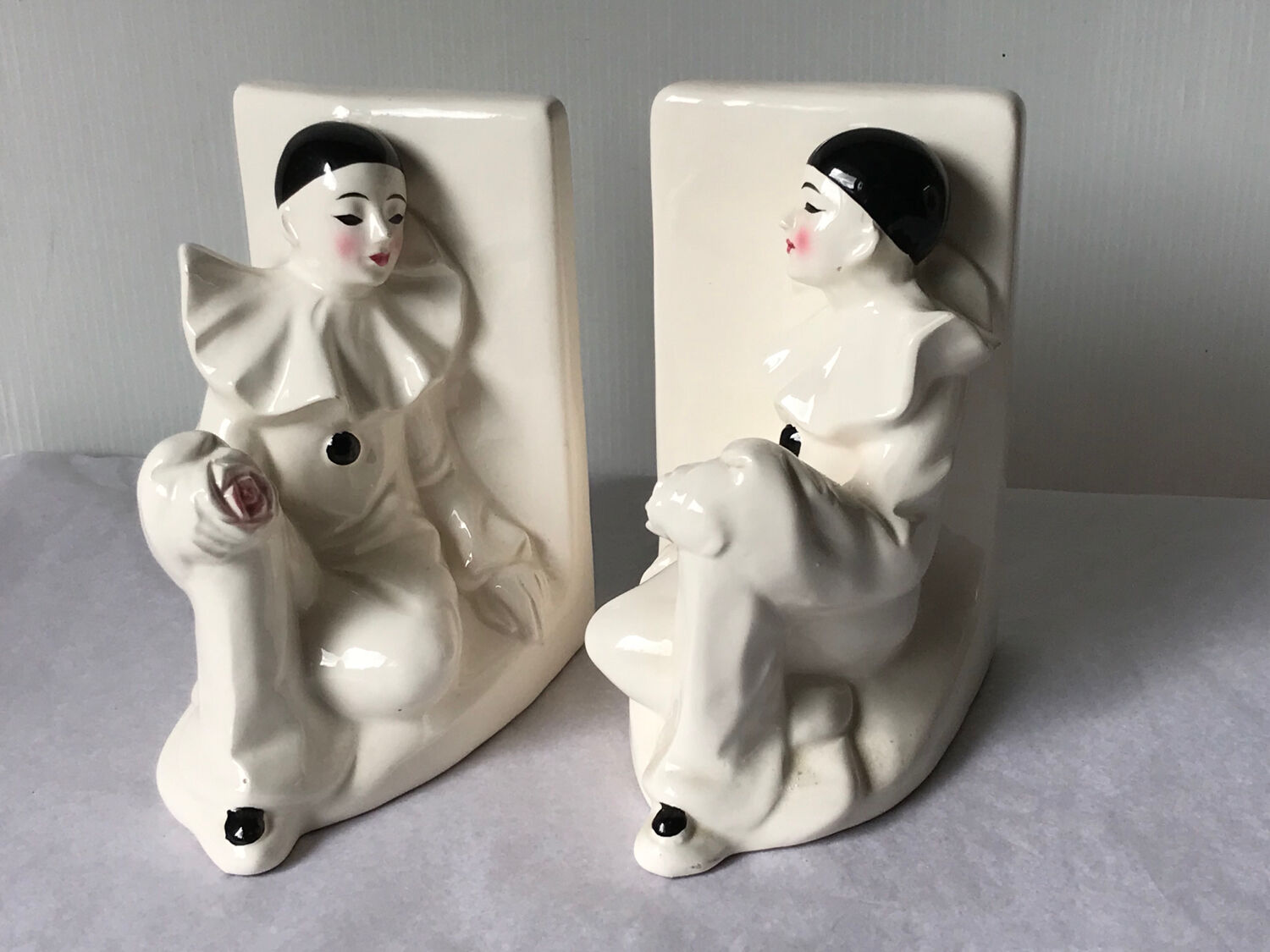 Pierrot Hier Vullen bookends