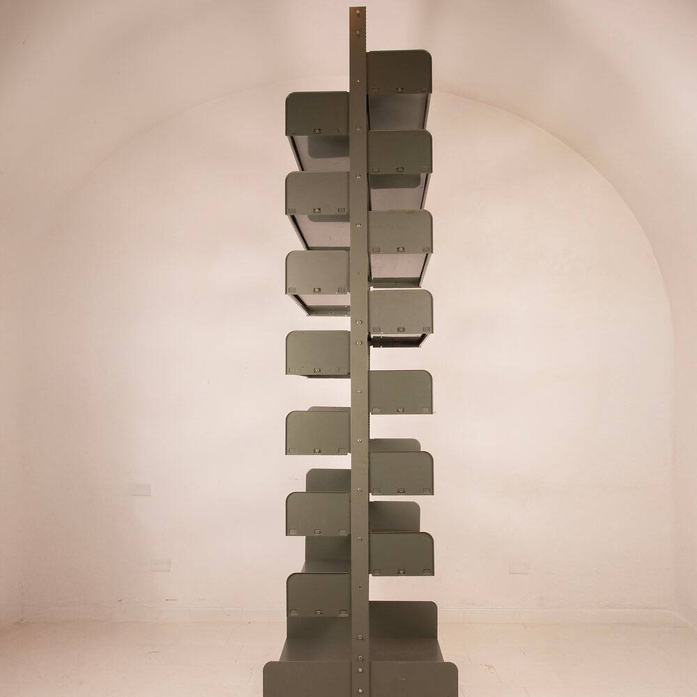 Congresso XL bookcase produced by Lips Vago