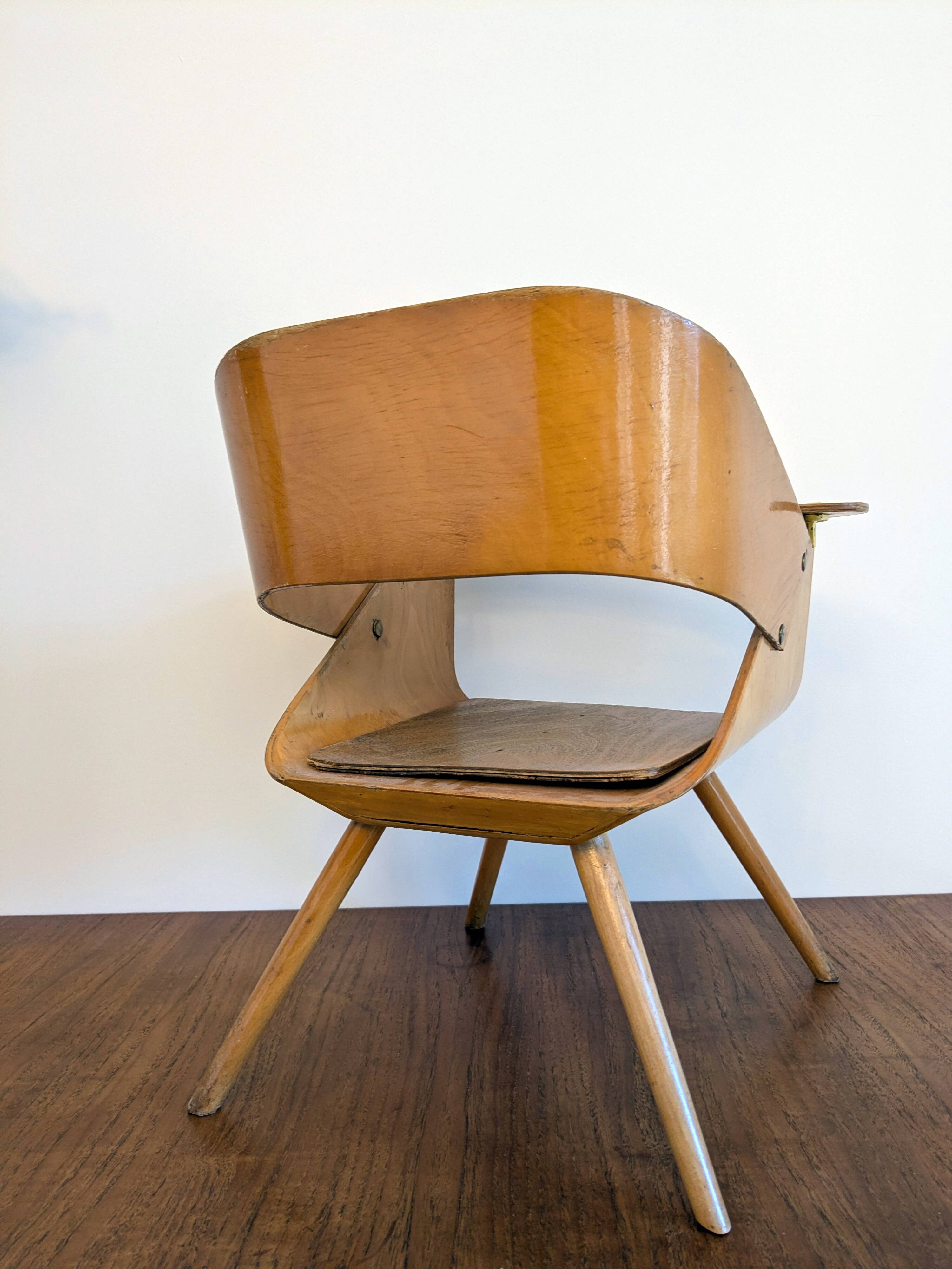 Baumann vintage bentwood baby chair