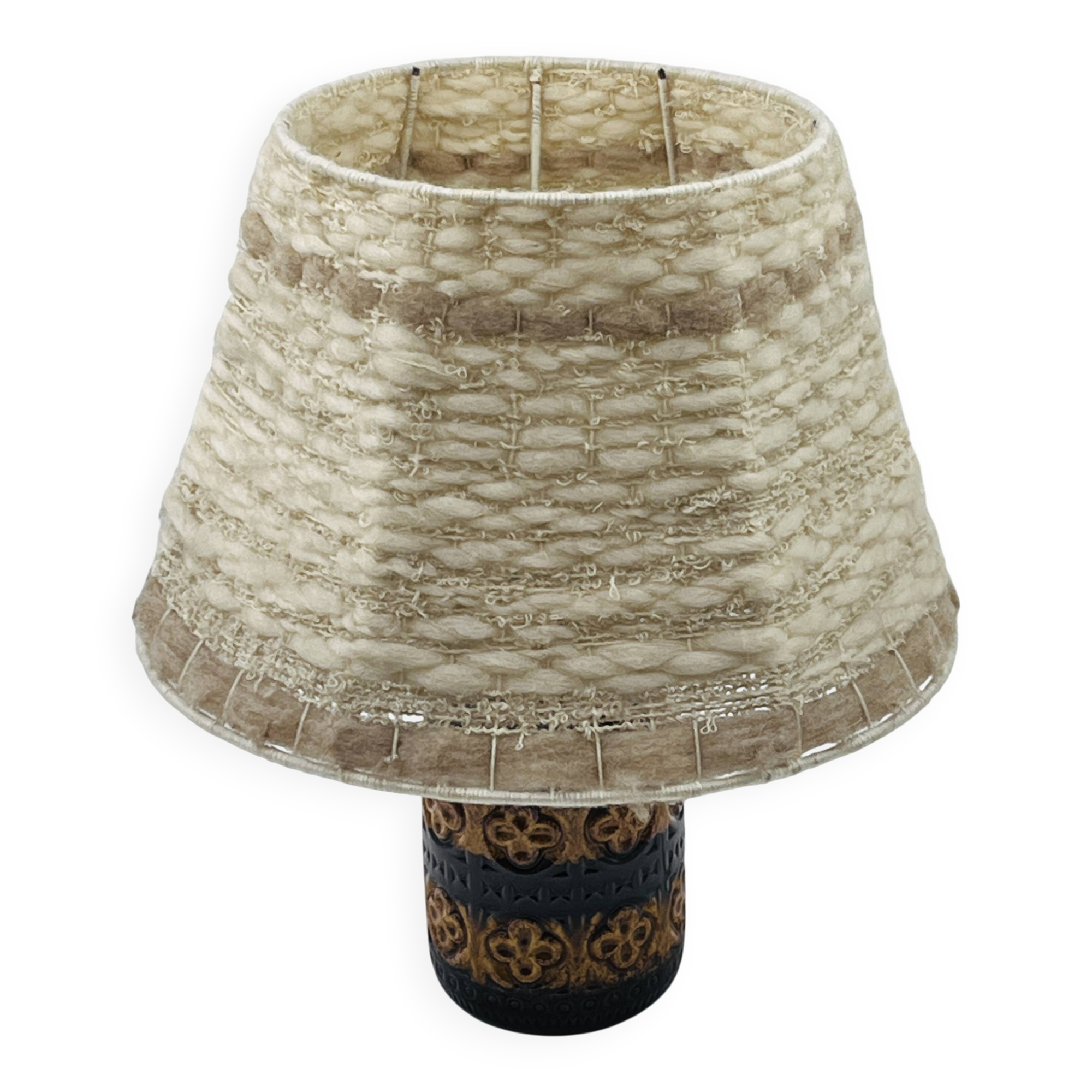 Vintage ceramic lamp with relief and wool shade.