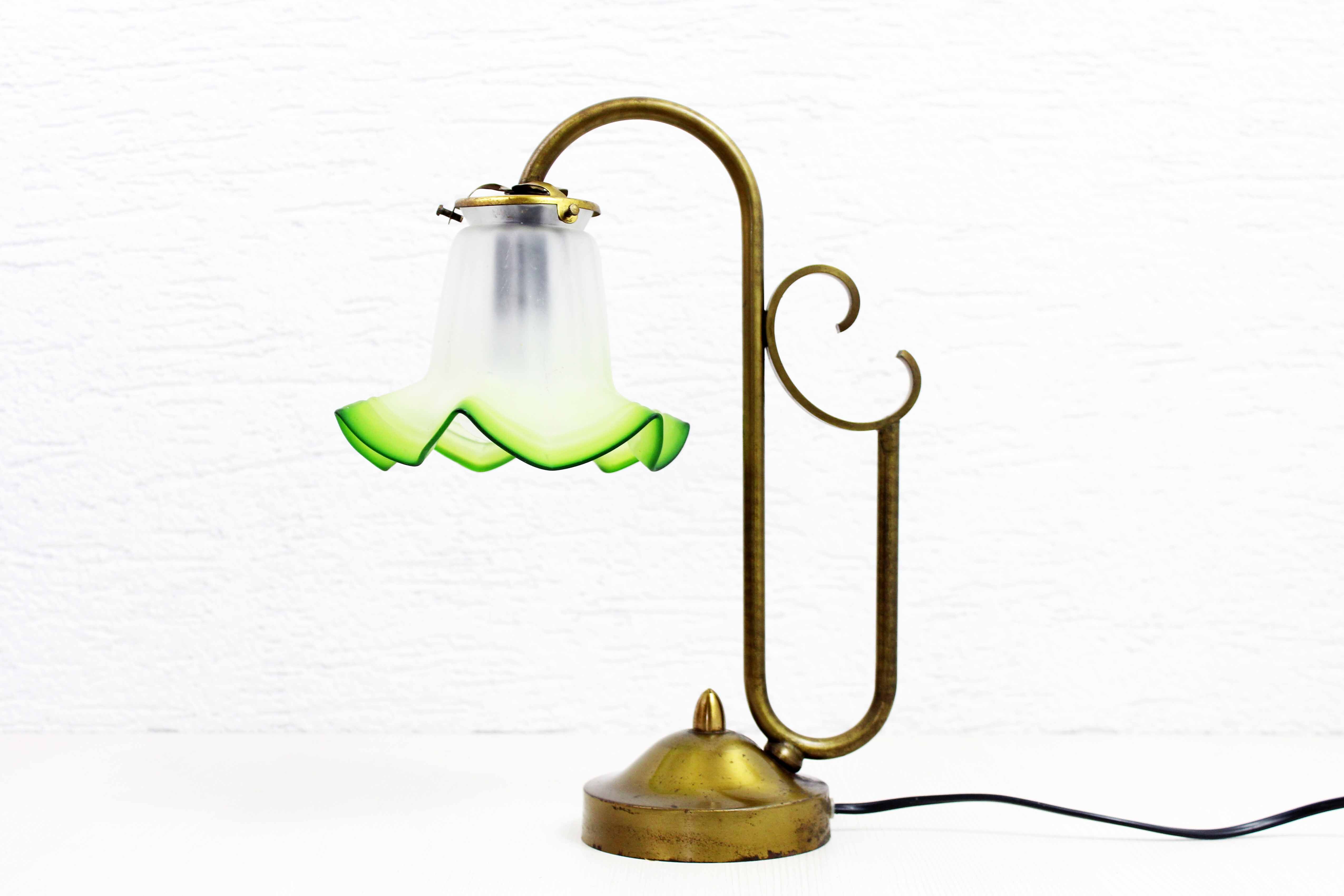 Gooseneck lamp