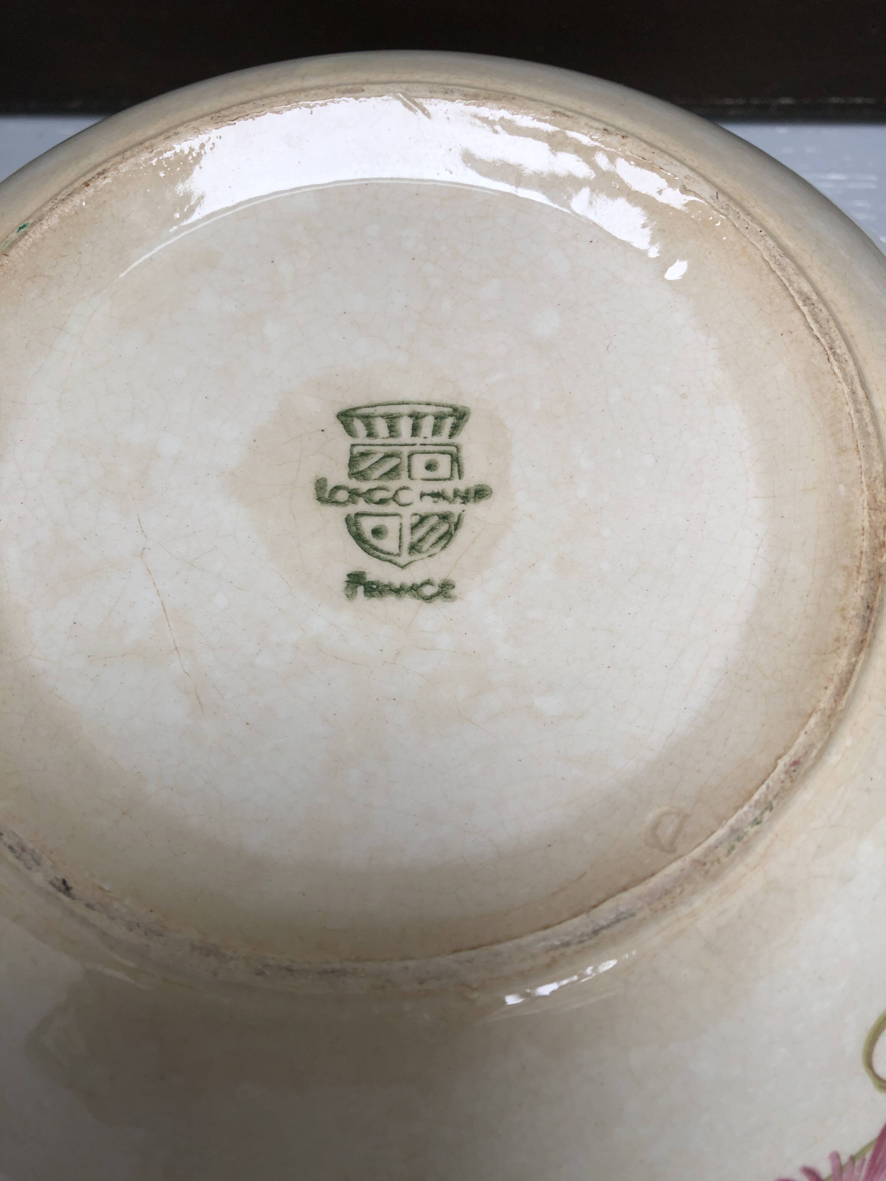 Old salad bowl stamped Longchamp France