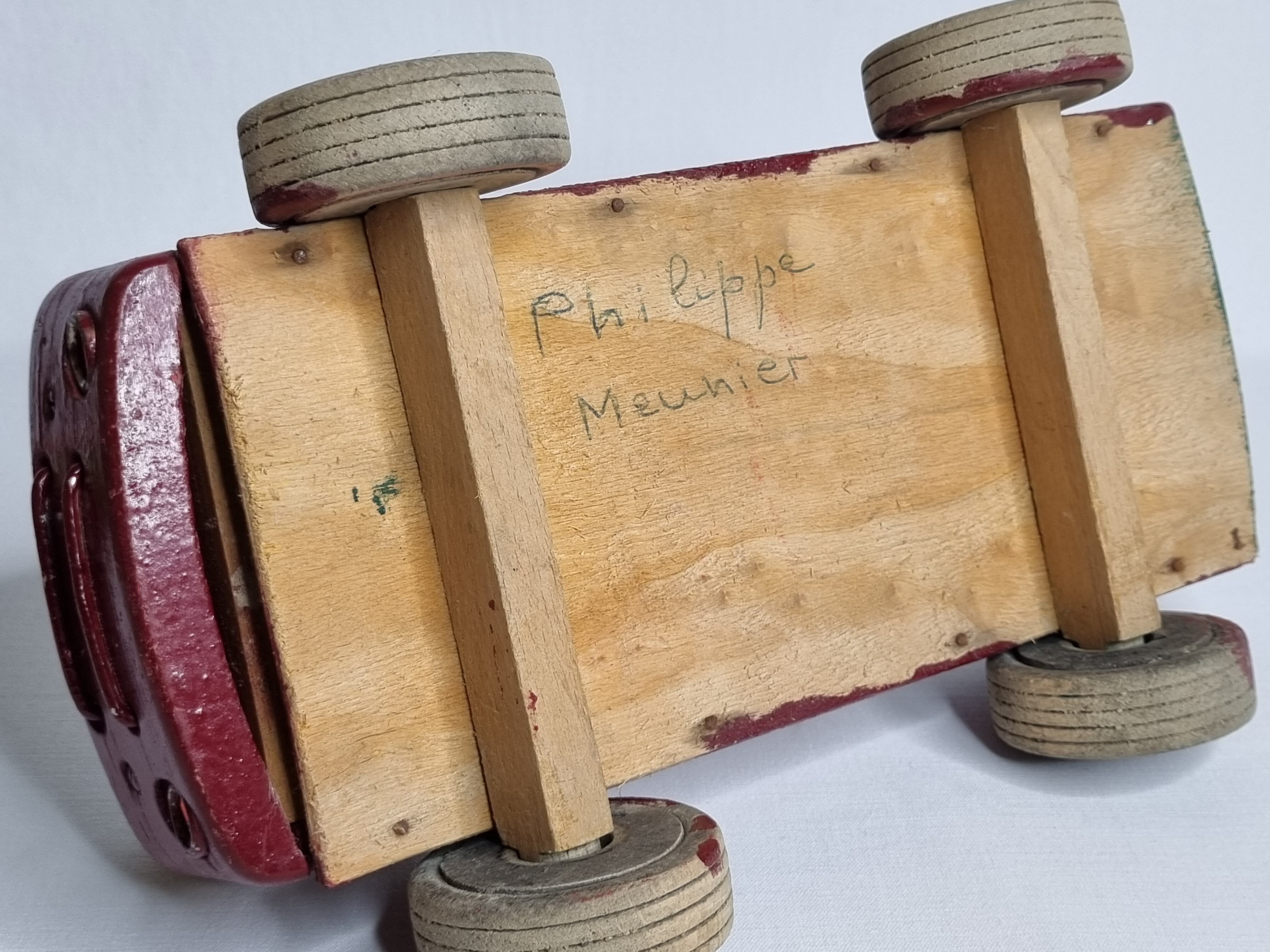 Set of three vintage pulling toys, 50s-60s