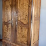 Armoire en loupe d’orme Louis XV, XVIIIème siècle