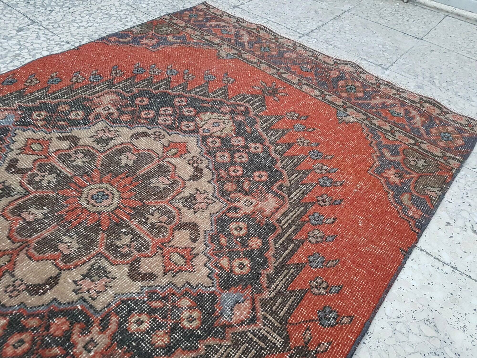 Vintage Turkish hallway rug 102x403 cm
