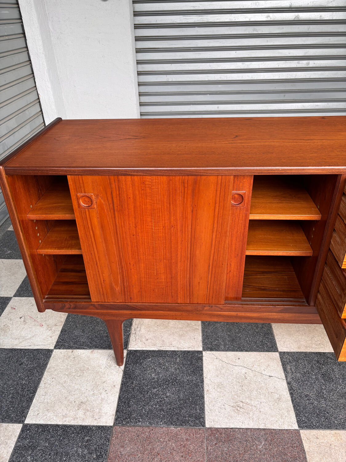 Danish enfilade Johannes Andersen