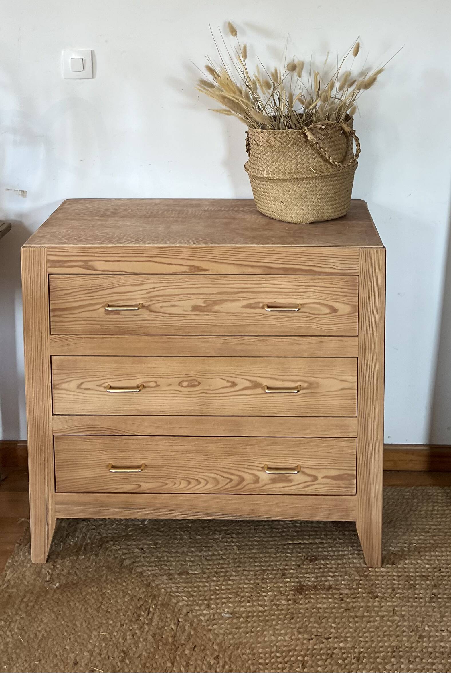 Vintage wooden commode with 3 drawers - tapered legs