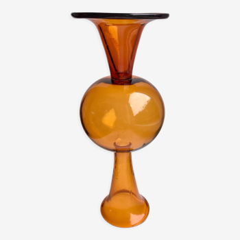 Vase design moderniste en verre ambré années 70