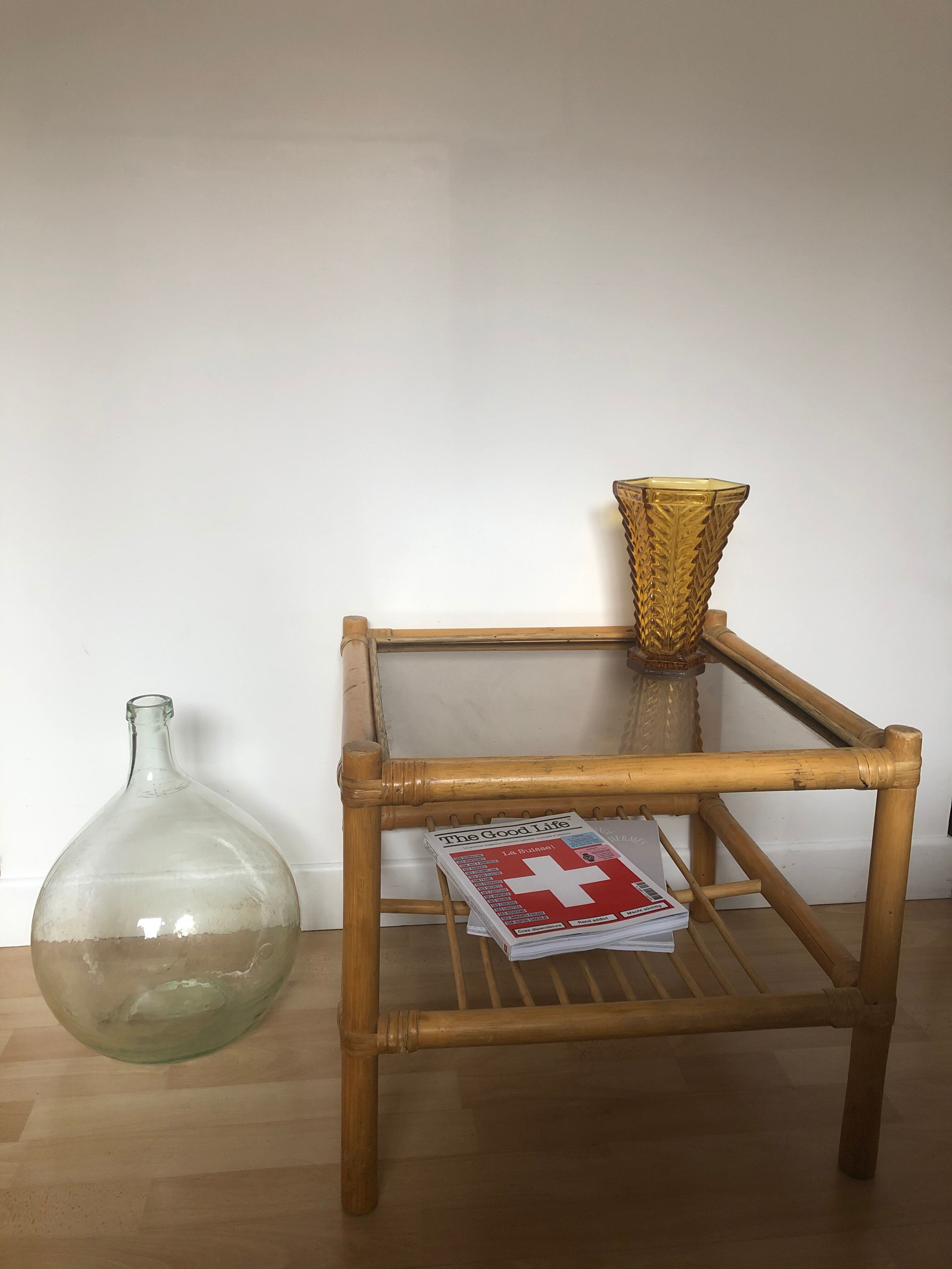 Table basse bambou et verre