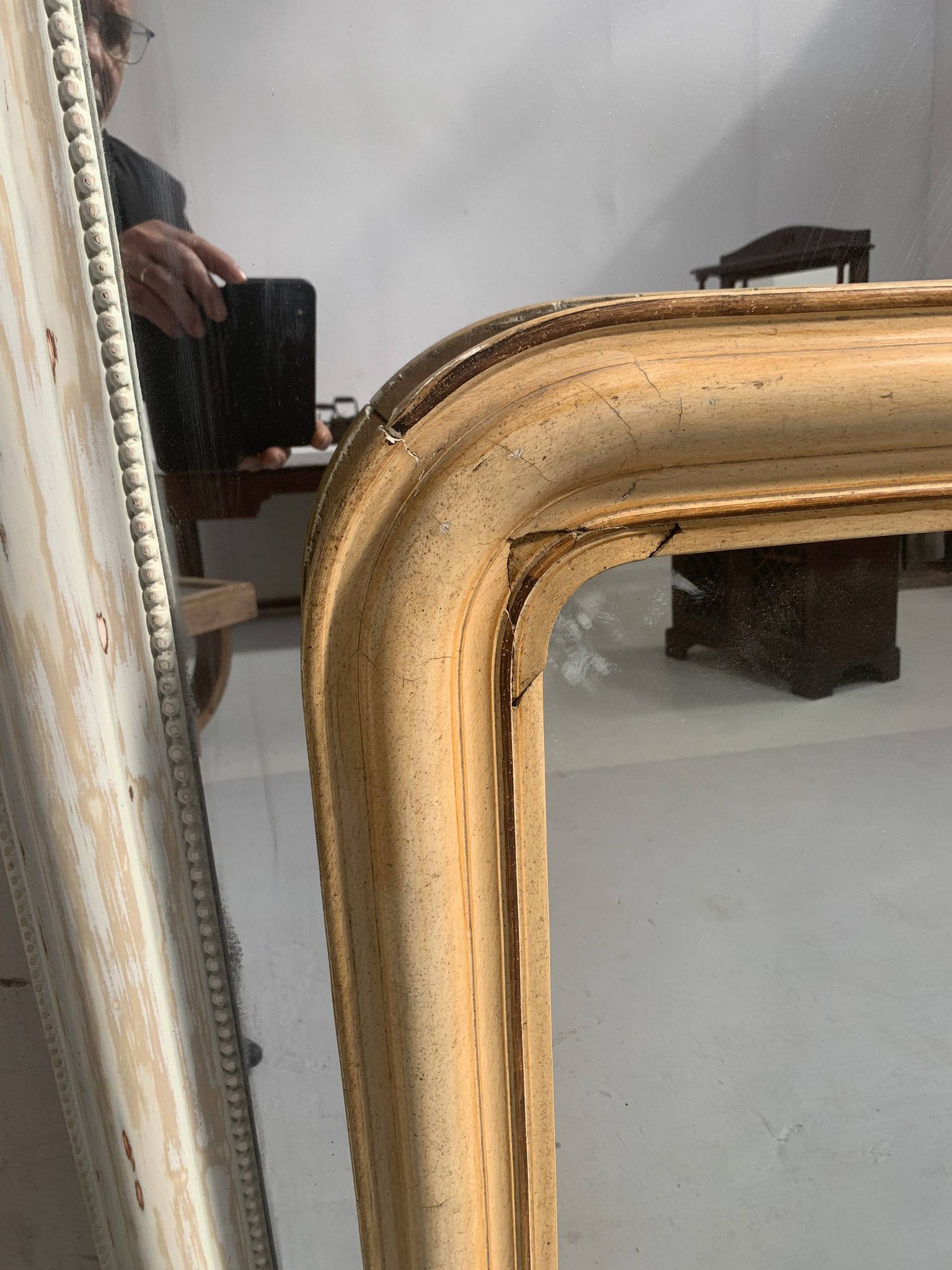 Miroir Louis Philippe en bois et stuc pariné XIX siècle