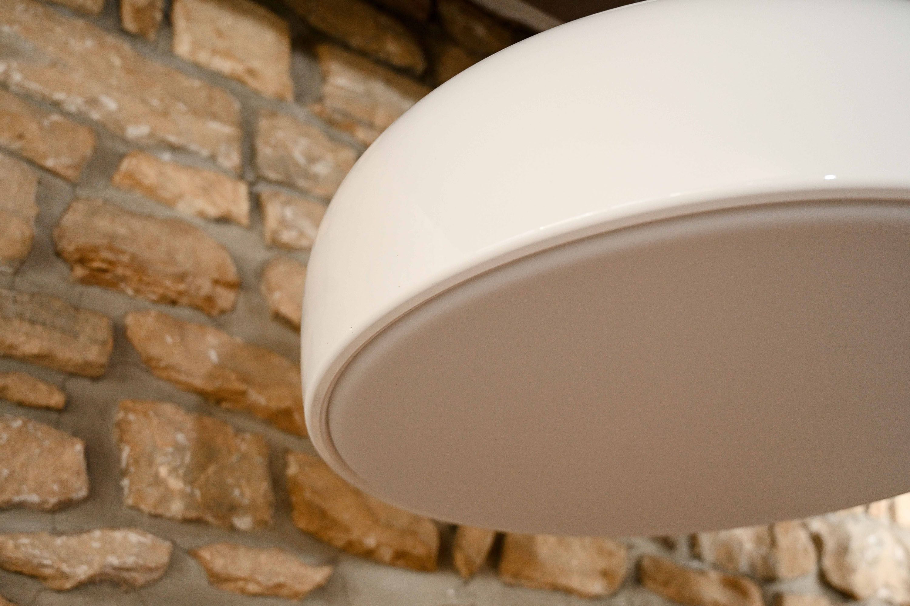 Hanging lamp Smithfield in white lacquered aluminium designed by Jasper Morrison