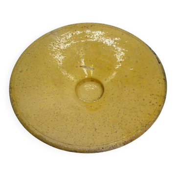 Tourne omelette ancien, terre cuite vernissée jaune, sud de la France