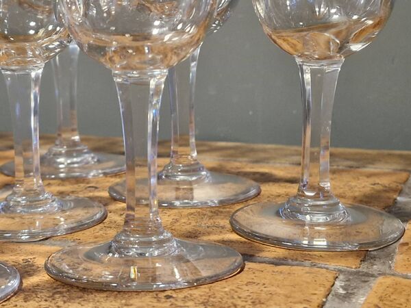 14 Verres anciens Cristal gravé 9 Vin - 5 Eau  + 2 Kdo