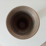 Vase ancien de cimetière en aluminium
