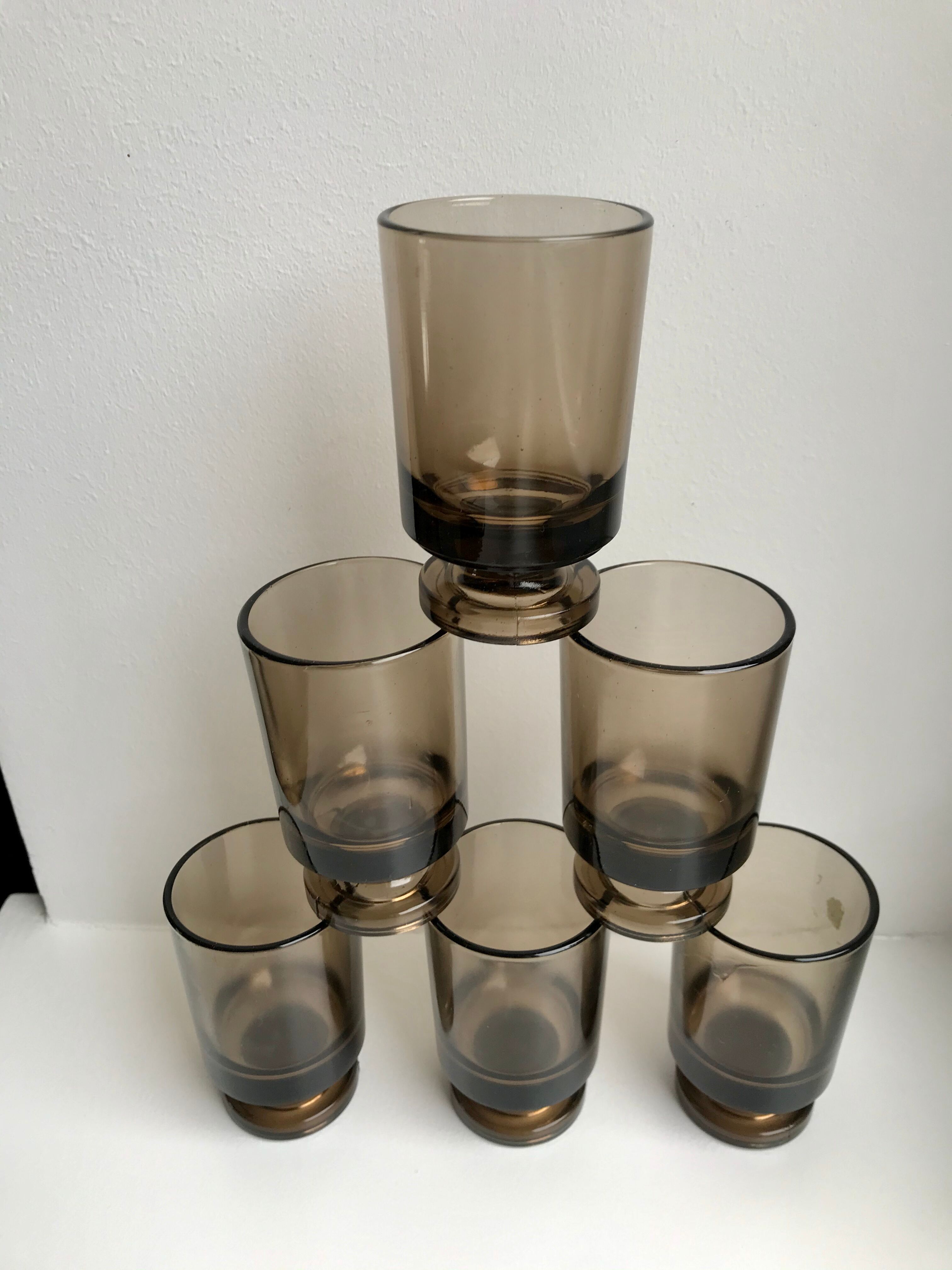 Set of 6 glasses with liqueur in smoked glass design 70s