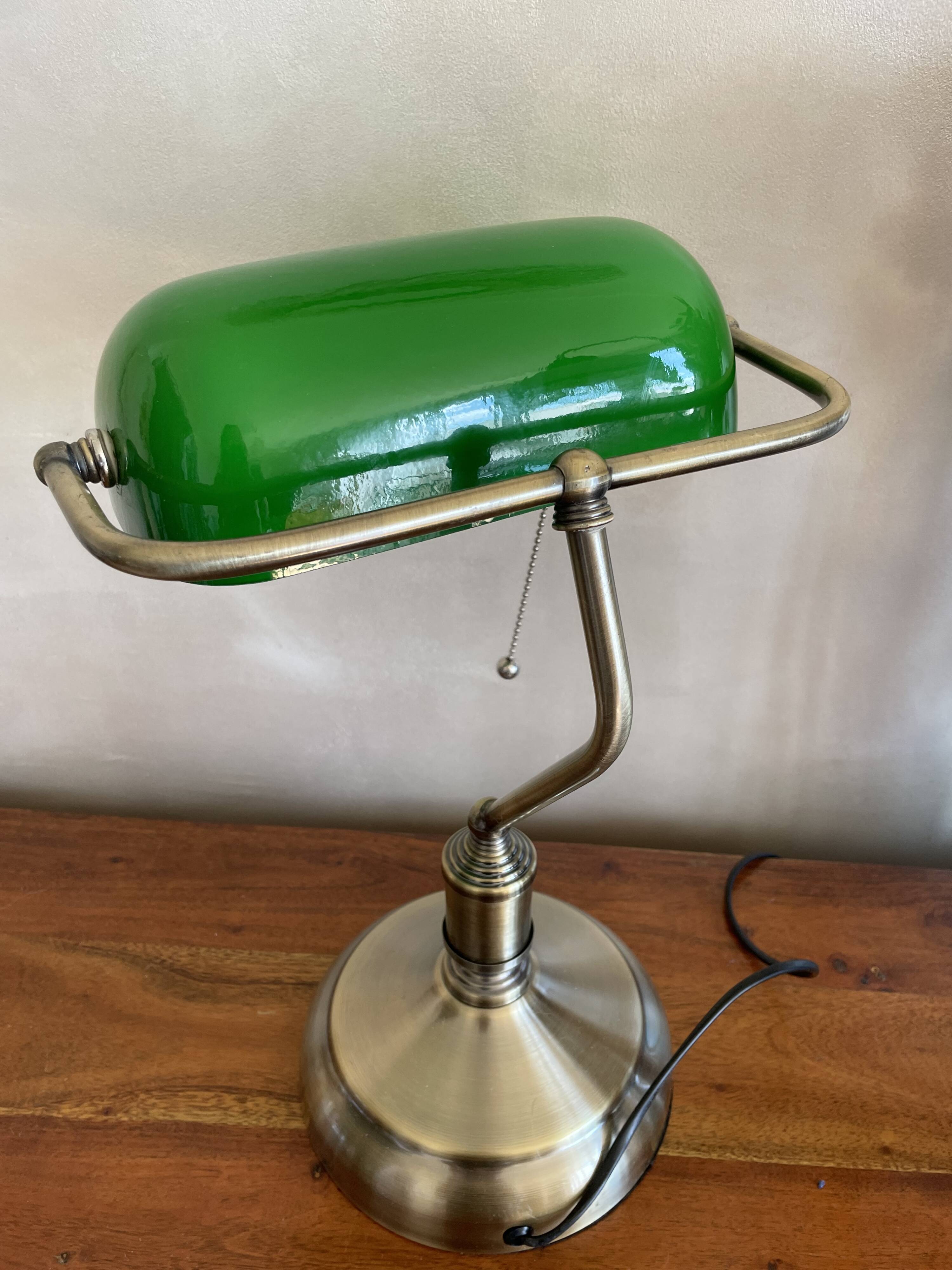 Notary lamp