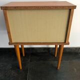 Table de nuit scandinave