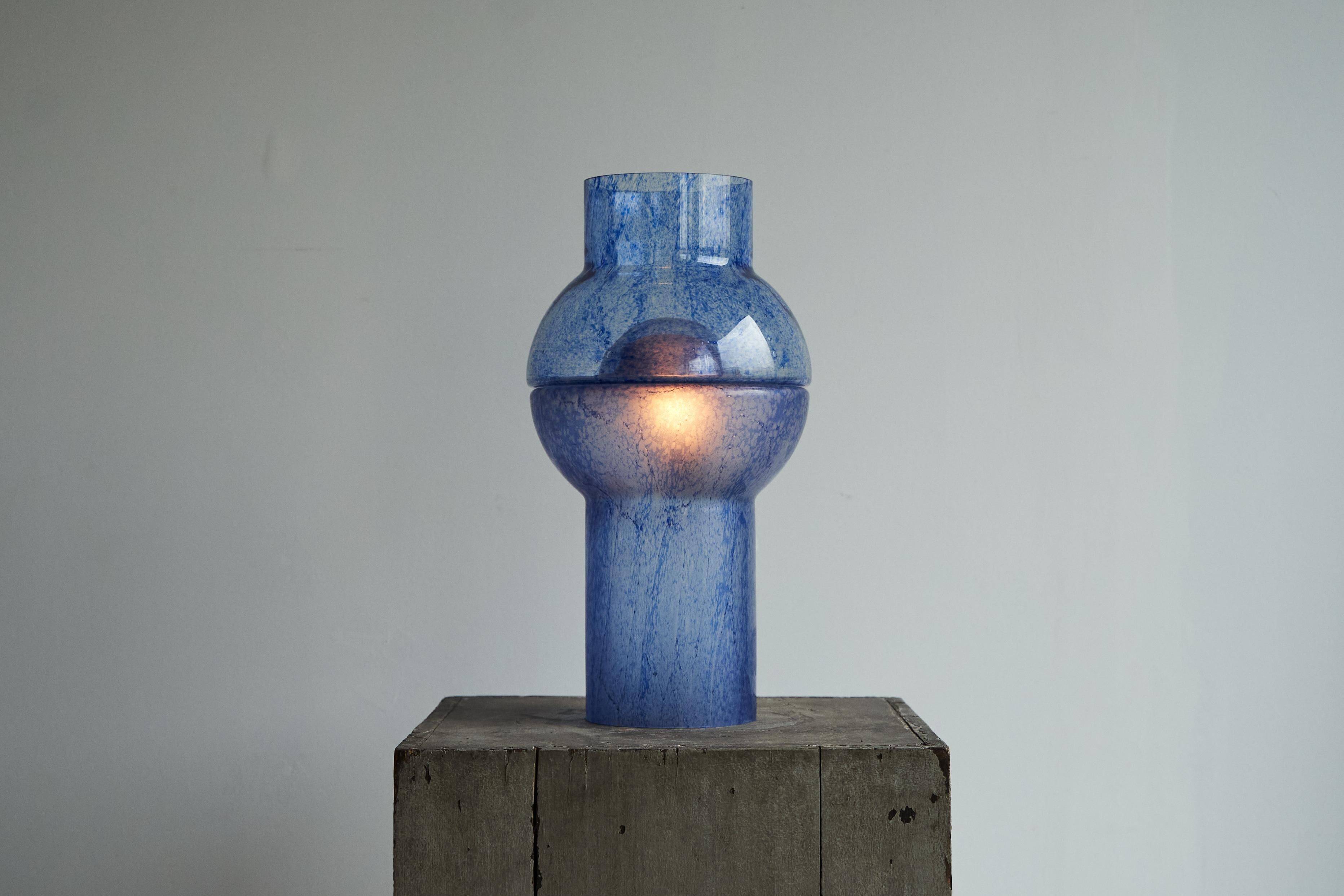 Murano Pulegoso glass table lamp sculpture from the 1970s.